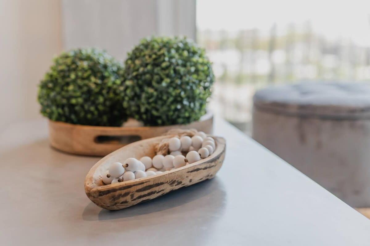 Penthouse Perfection - 2Br Elegance On Worcester St 크라이스트처치 외부 사진