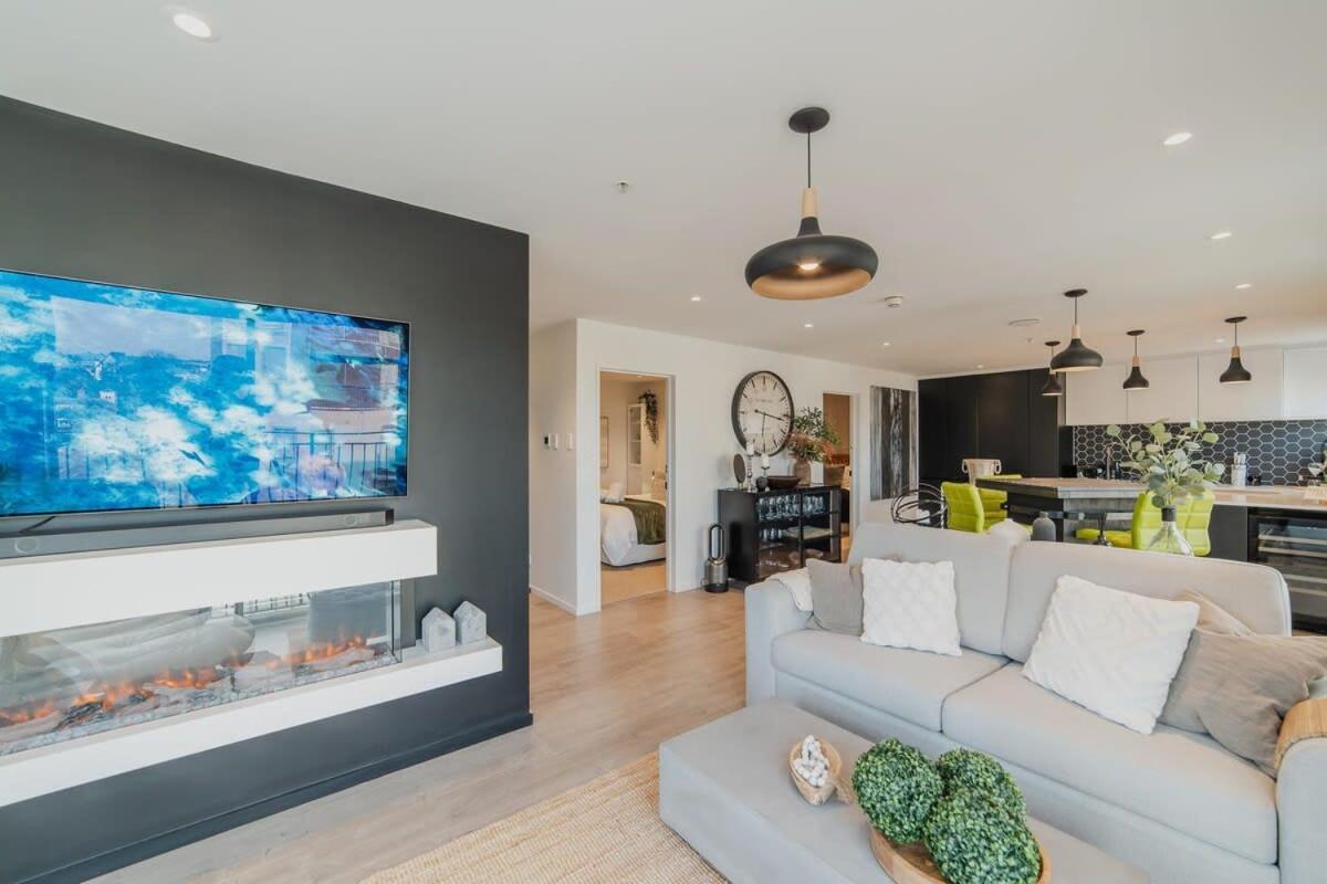 Penthouse Perfection - 2Br Elegance On Worcester St 크라이스트처치 외부 사진