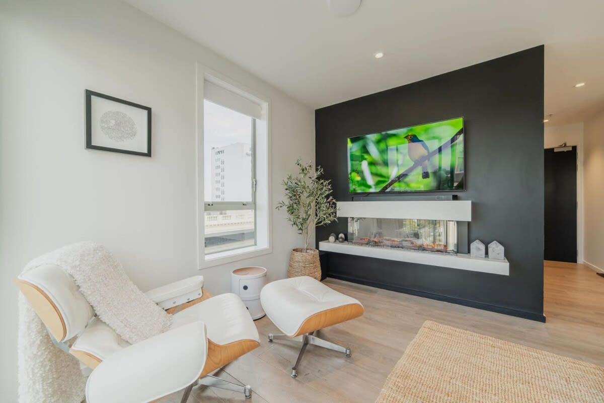 Penthouse Perfection - 2Br Elegance On Worcester St 크라이스트처치 외부 사진